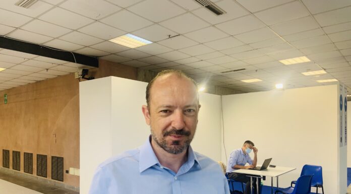 Messina, strade illuminate a led e un’app per segnalare i guasti