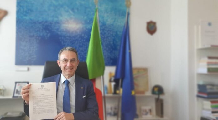 End of Waste carta e cartone, Costa firma regolamento: “forte contributo a settore del riciclo”