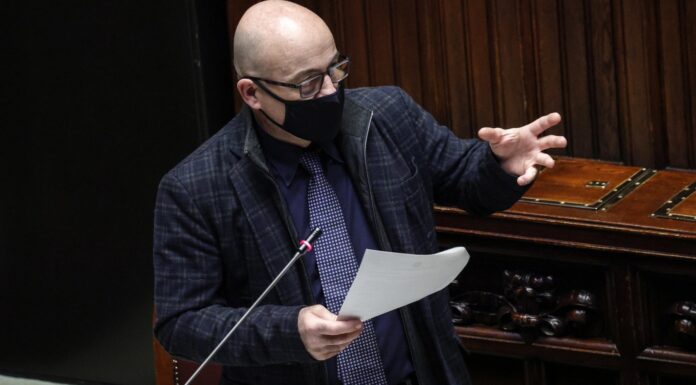 Capacity market, Cingolani: “Primaria l’uscita della generazione a carbone per il 2025”